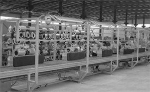 2008年注冊(cè)成立清苑縣躍鑫冷暖設(shè)備廠，開始生產(chǎn)民用水溫空調(diào)