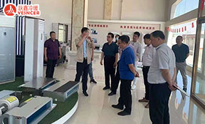 原省工信廳孫廳長(zhǎng)蒞臨躍鑫公司，考察風(fēng)機(jī)盤管車間生產(chǎn)情況