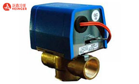 空調(diào)風(fēng)機(jī)盤管上裝電動(dòng)二通閥有什么作用？