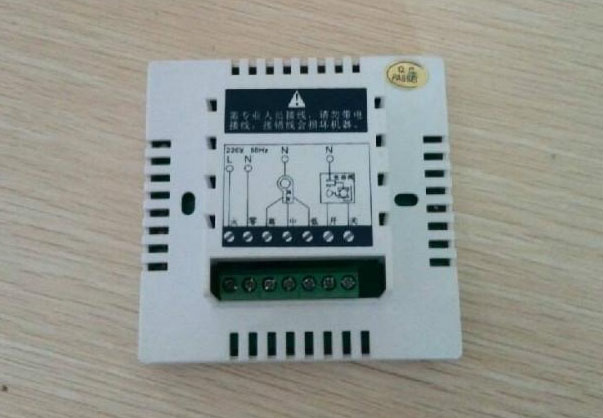 風(fēng)機(jī)盤管溫控器